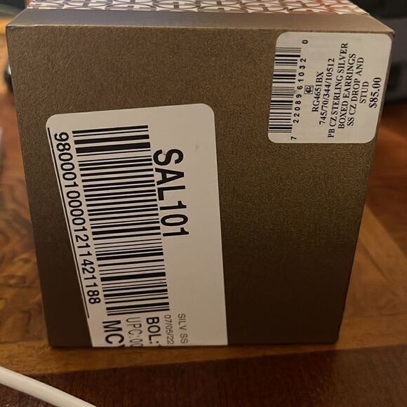 NWT Giani Bernini sterling silver cubic zirconia drop and stud earrings - Picture 11 of 11